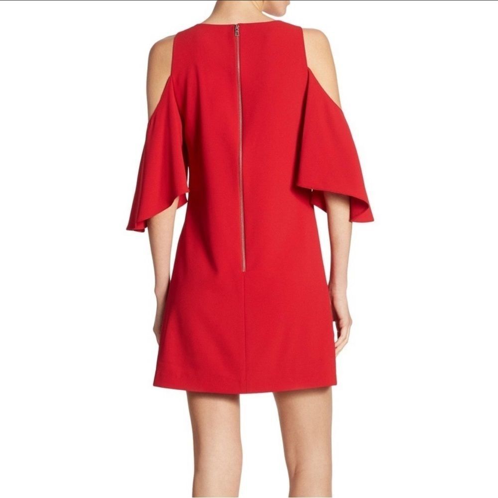 Alice & Olivia Cold shoulder Contemporary Cocktail Party Glam Romantic dress - Picture 3 of 10